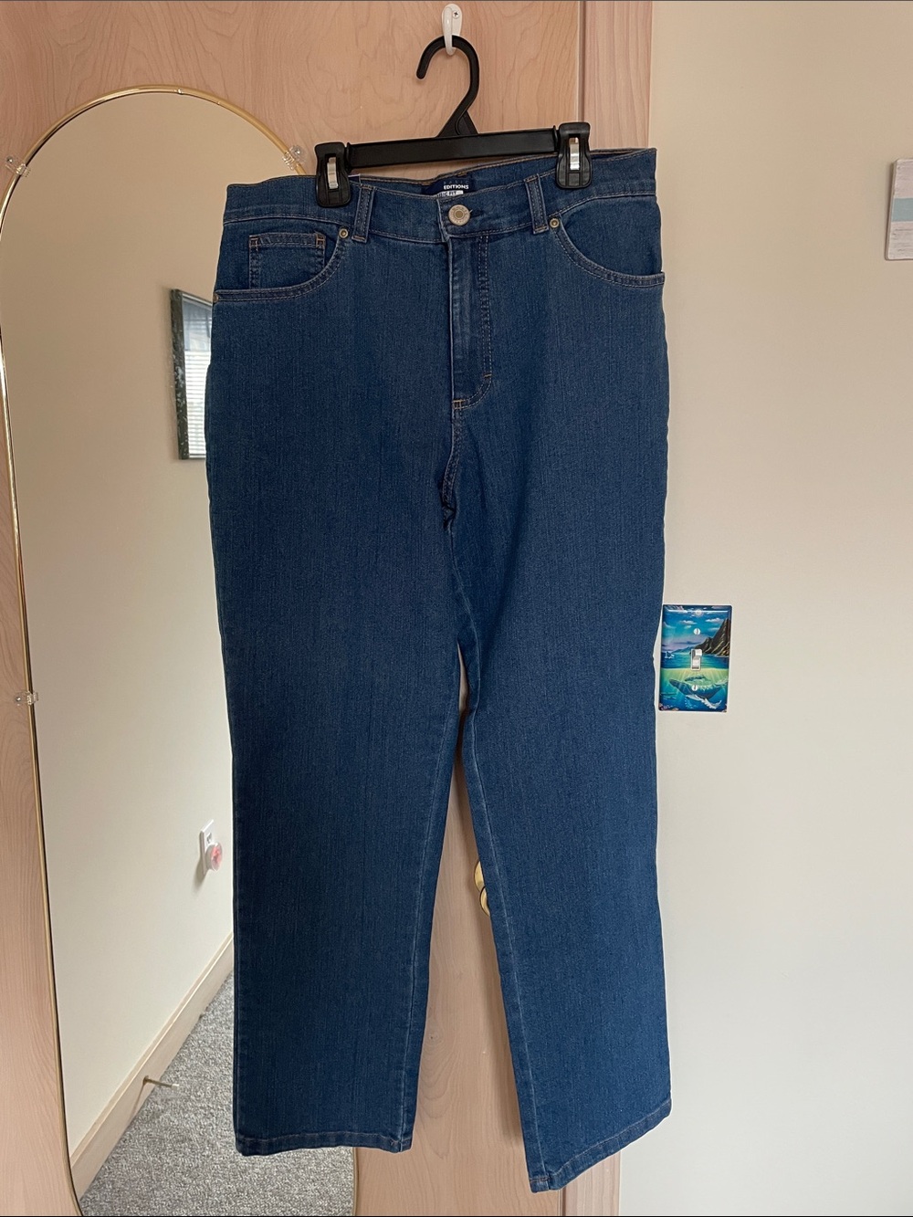 Women’s Classic Fit Jeans NWT